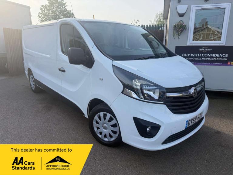 2018 Vauxhall Vivaro 1.6 Vivaro  2900 Sportive CDTi Panel Van Diesel Manual
