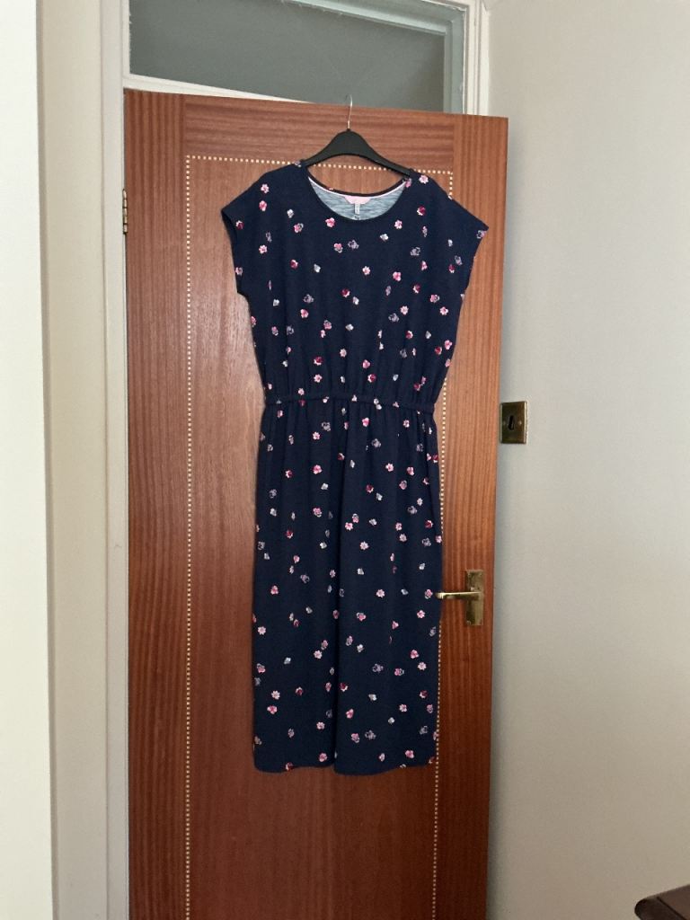 Navy Blue Floral Summer Dress – Good Condition