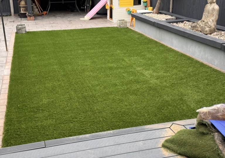 Luxury Synthetic Astro Turf – Realistic Garden Lawn with Durable 20mm Pile