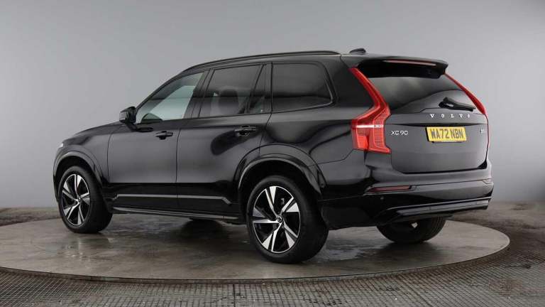 2022 Volvo XC90 Plus, B5 AWD mild hybrid, Diesel, Dark, 7 Seats ESTATE Diesel/Electric Hybrid Aut...