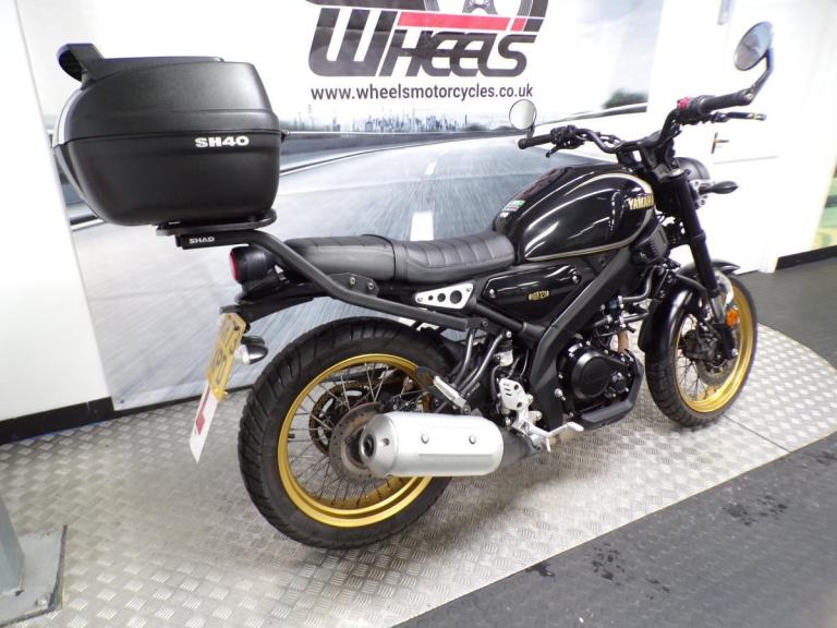 YAMAHA XSR 125CC