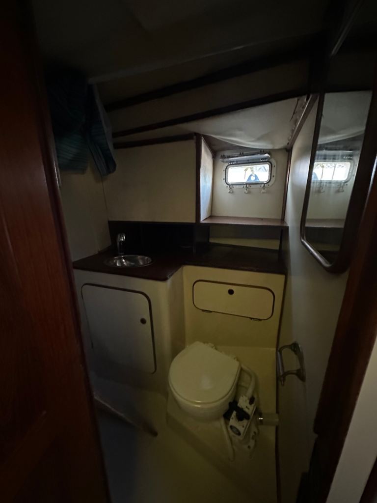 Irwin 41 sailboat Bluewater Liveaboard, many spares, £28,000.00 for Sale