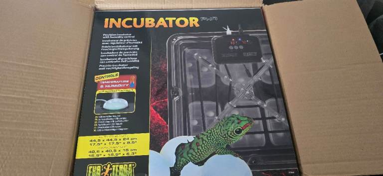 Exo Terra Incubator