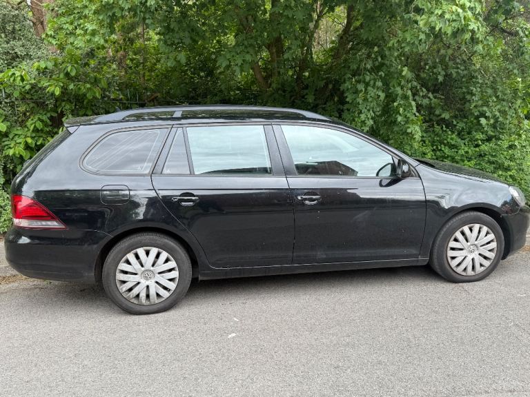 Vw golf 1.6 tdi 20 a year tax mot runs and drives
