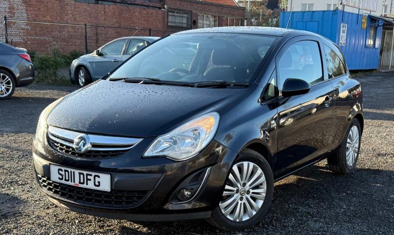 2011 Vauxhall Corsa 1.2 Excite 3dr HATCHBACK Petrol Manual