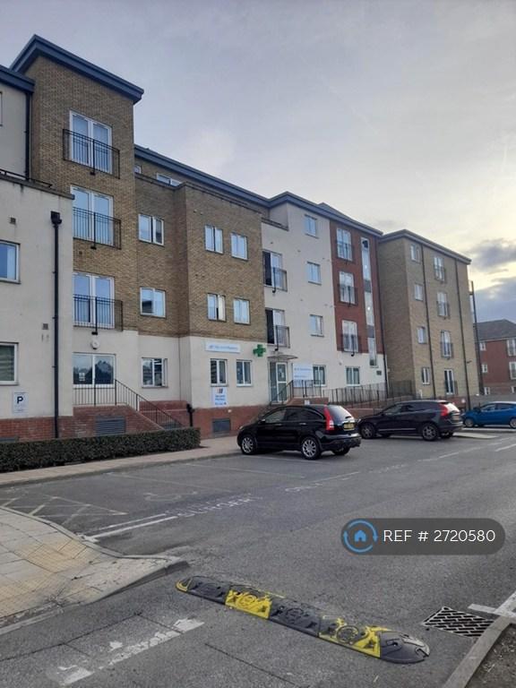 1 bedroom flat in Paveley Court, London, NW7 (1 bed) (#2720580)
