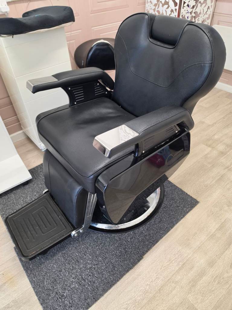 Black Reclining Salon Chair - Good Condition