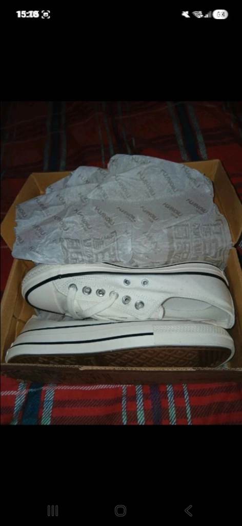 Brand new canvas trainer size 6.5