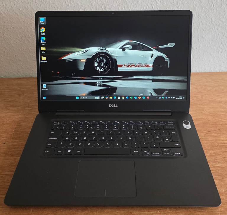 Dell Vostro 15.6" Business Laptop i5 3.90GHz 16GB RAM 256GB NVMe SSD Win 11 Office Pro Plus 2021
