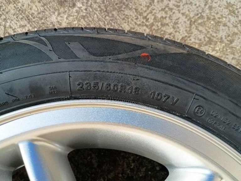 235 60 18" NEW JEEP SUV TYRE + ALLOY WHEEL