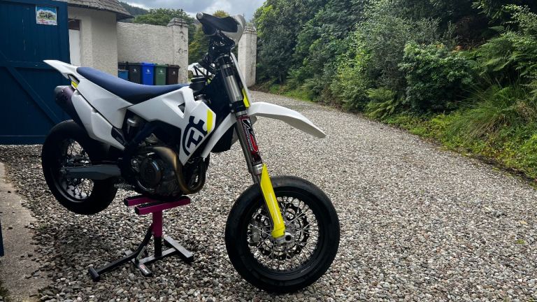 2019 Husqvarna 450 FS Supermoto