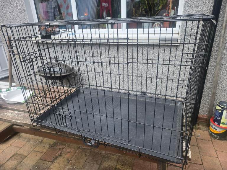 2 x large dog crates