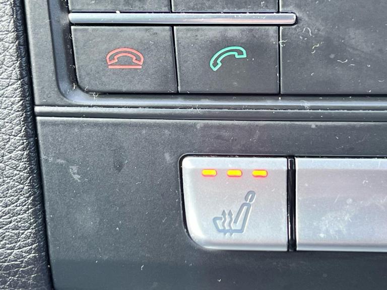 2015 Mercedes-Benz E Class E250 AMG Night Edition 4dr 7G-Tronic SALOON PETROL Automatic