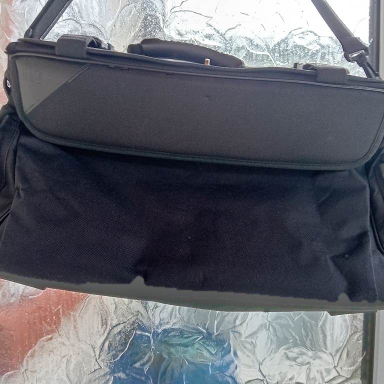 MAPAC AS NEW FOR SCHOOL OR LAPTOP CF39 8DG £6 POST OR COLLECT