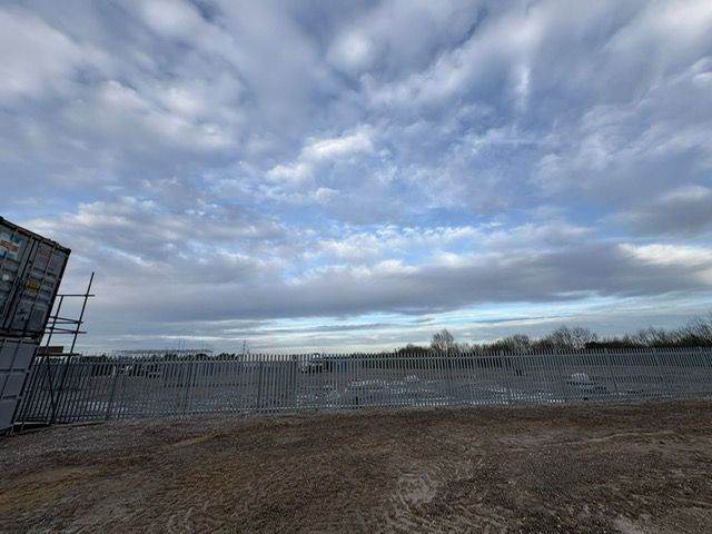 Yards in sittingbourne for rent