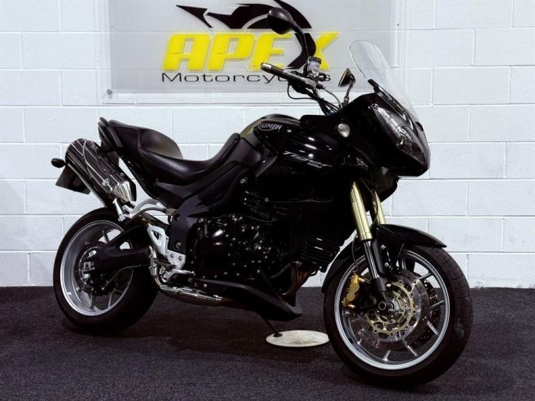 Triumph Tiger 1050 HEATED GRIPS! LOW MILES! EXTREMELY CLEAN