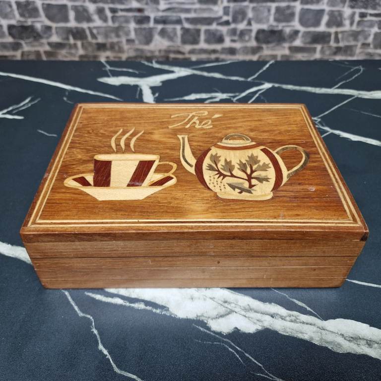 Wooden Tea Storage Box with Sliding Lock Lid