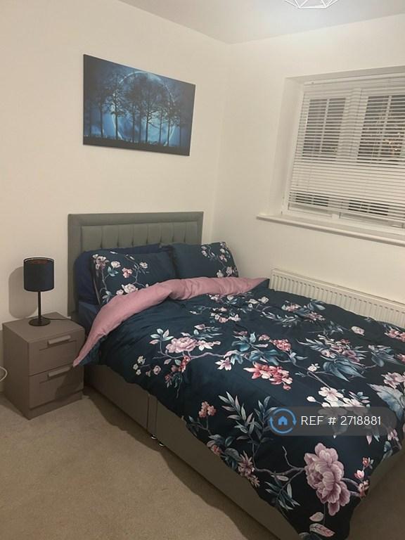 1 bedroom in Chipstead Valley Road, Coulsdon, CR5 (#2718881)