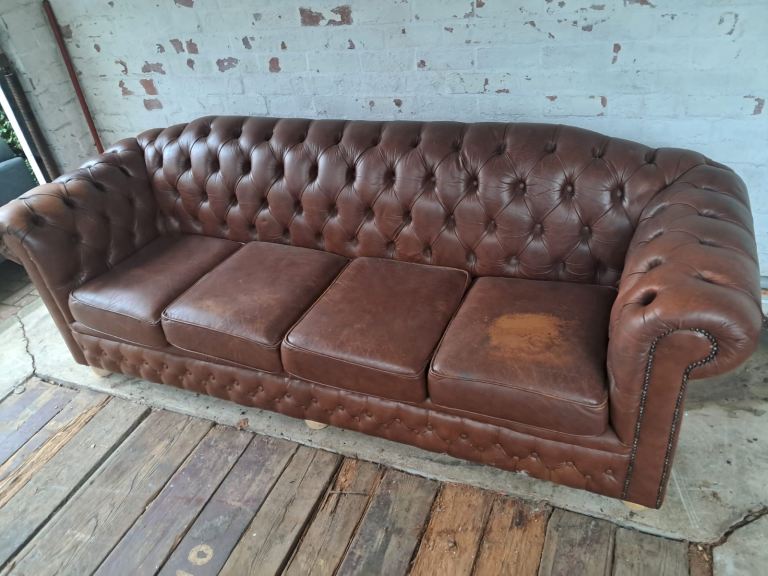Chesterfield sofa 4 seater