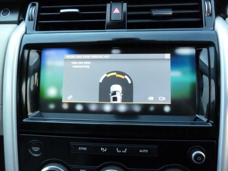 2017 Land Rover Discovery 3.0 TD V6 HSE Auto 4WD Euro 6 (s/s) 5dr ESTATE Diesel Automatic