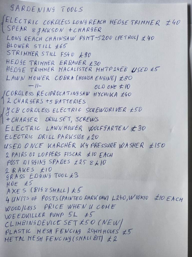 Selling for £1.500 a small gardening business 