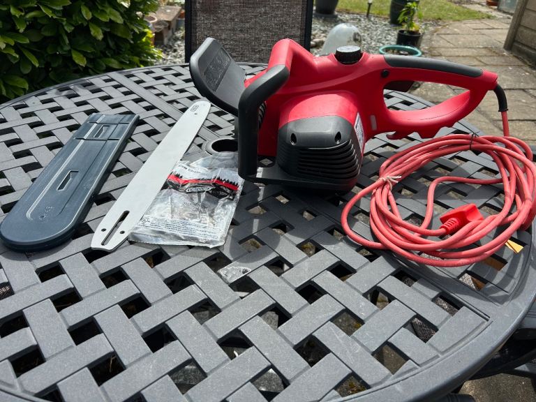 MANTIS ELECTRIC CHAINSAW