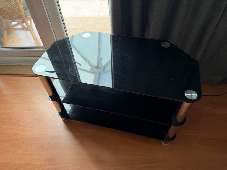 Black Glass TV Stand with Shelves – Good Condition