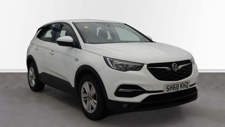 2018 Vauxhall Grandland X 1.2 Turbo SE 5dr HATCHBACK PETROL Manual