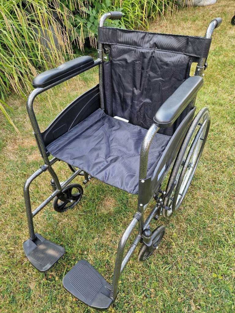 Aidapt Wheelchair – Lightweight and Foldable