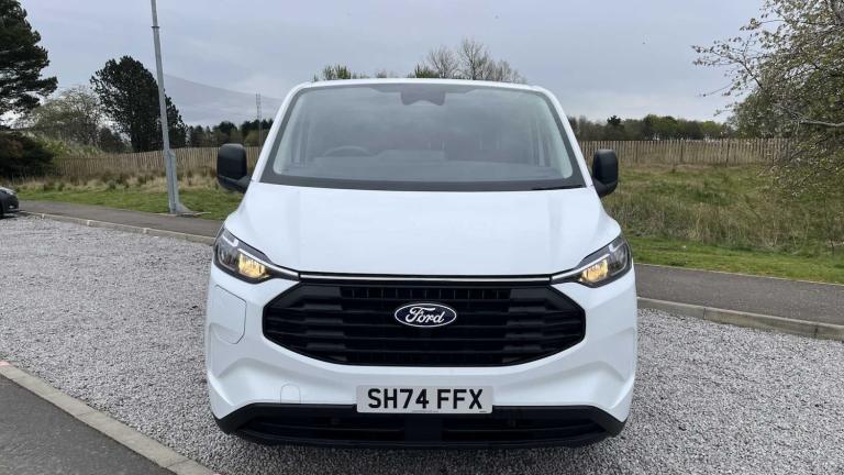 2024 Ford Transit Custom 2.5 PHEV 232ps H1 Van Trend Auto Van Plug-In Hy Automatic