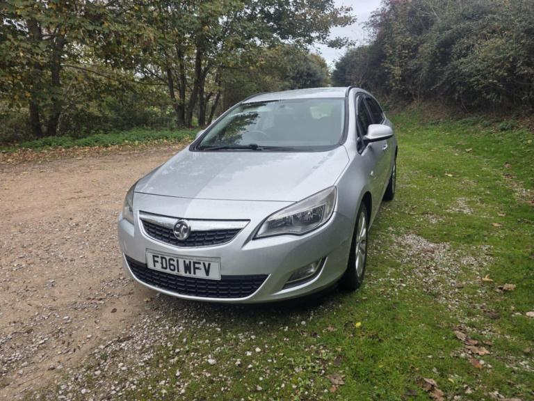 2012 Vauxhall Astra 1.3 CDTi 16V ecoFLEX Exclusiv 5dr ESTATE Diesel Manual