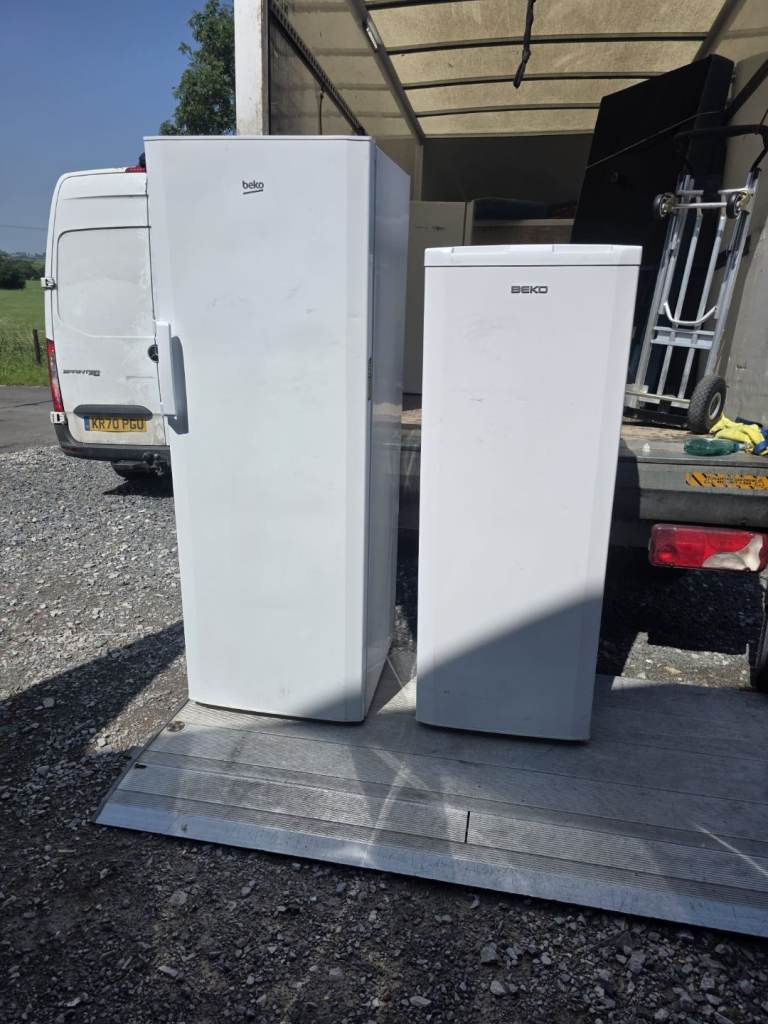 Standing fridge with delivery 