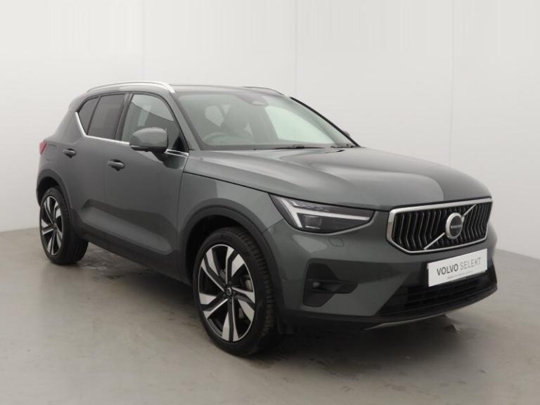 VOLVO XC40 2.0 B4P Ultra Dark 5dr Auto *VAT QUALIFYING*