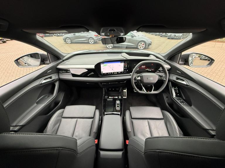 2025 Audi Q6 e-tron 285kW Quattro 100kWh S Line 5dr Auto ESTATE ELECTRIC Automatic