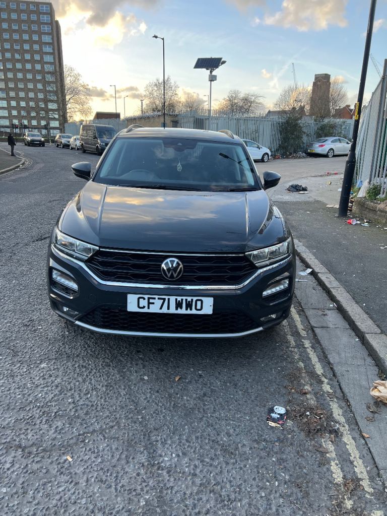 Volkswagen, T-ROC, Hatchback, 2022, Semi-Auto, 1498 (cc), 5 doors