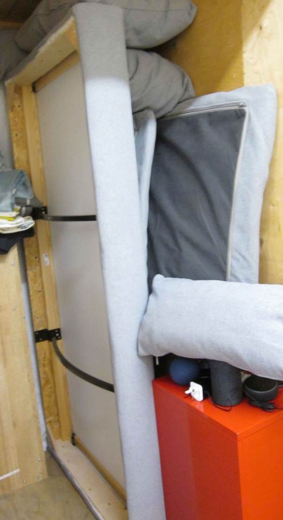 " IKEA SODERHAMN" 3 SEATER SOFA ***£55.ono.***