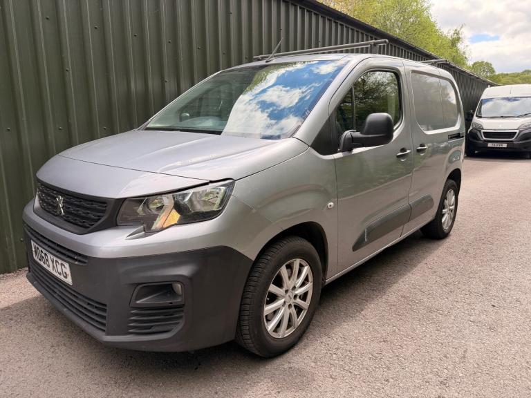 2019 68 PEUGEOT PARTNER 1000 1.6 BLUEHDI 100 PROFESSIONAL VAN 130K FSH GREY