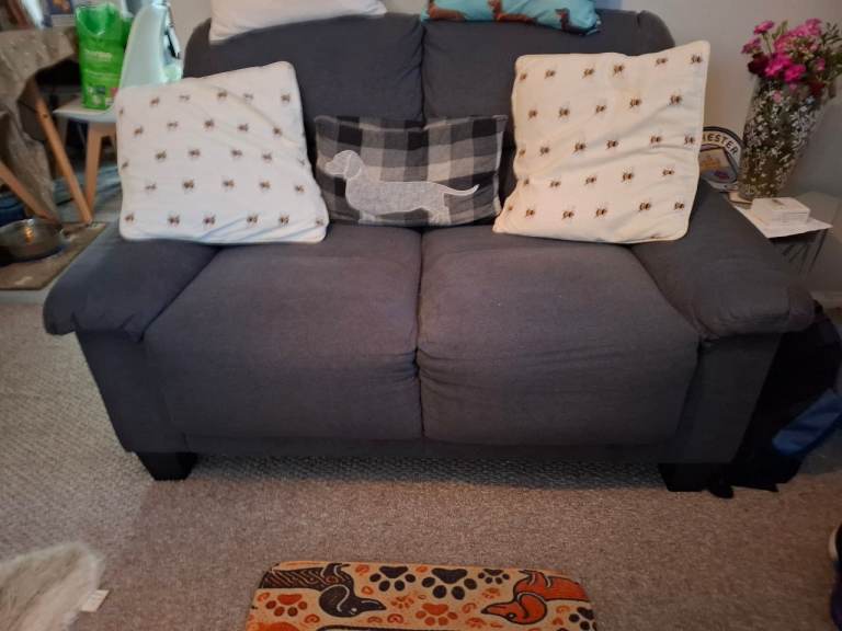 2 seater sofa 
