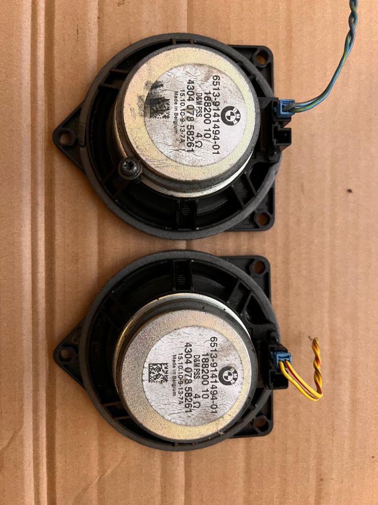 BMW Genuine Mid Range Door Speakers Pair With Connectors
