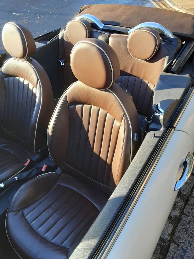 2010  Mini, CONVERTIBLE, cooper s   Manual, 1598 (cc), 2 doors