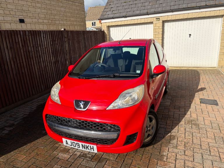 Peugeot, 107, Hatchback, 2009, Manual, 998 (cc), 5 doors