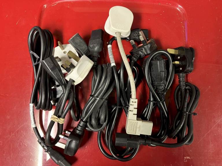 Job Lot - IEC Mains Power Leads - 52