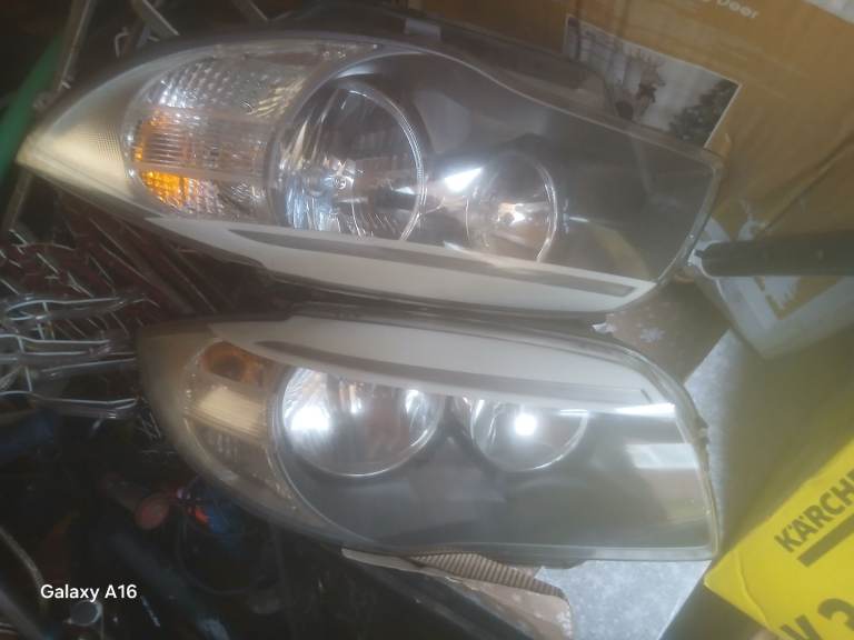 Headlights bmw 