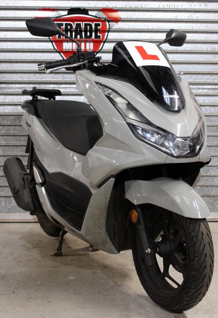 2025 74 HONDA WW PCX 125 A-P TRADE SALE SCOOTER LEARNER LEGAL GREY 4K PCX125