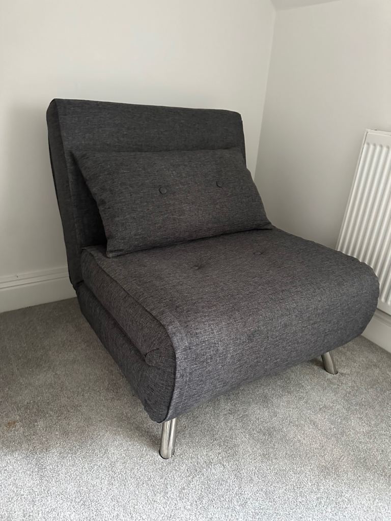 RESERVED Single chair sofa bed (Made)