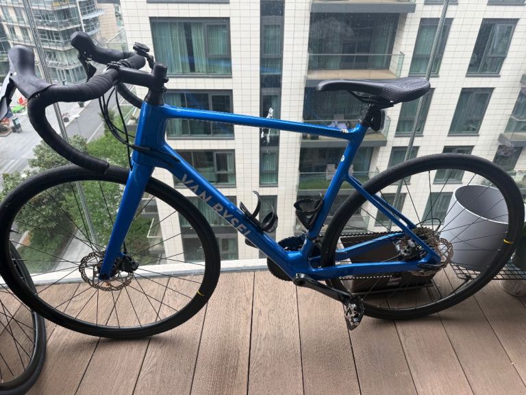 Van rysel ncr road bike 