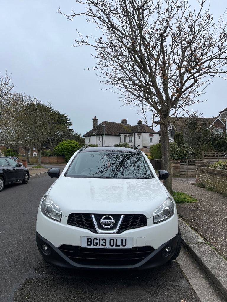 Nissan Qashqai +2 (2013) – 1.6 dCi 360 | 7-Seater | 4WD | Pearl White