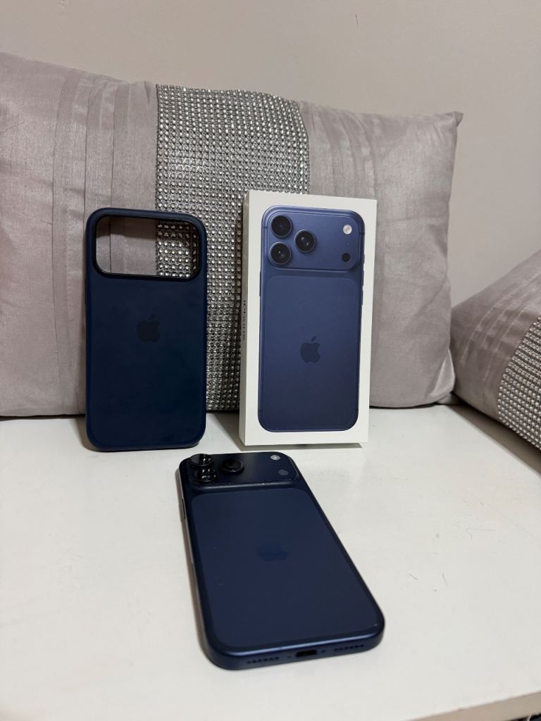 iPhone 17 Pro Max, 256GB, Blue