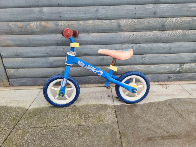 Kids Blue Balance Bike – Good Condition