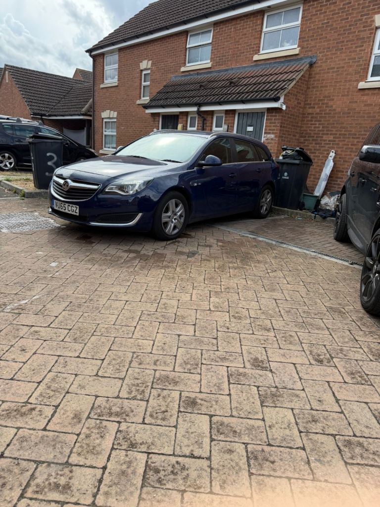 Vauxhall, INSIGNIA, Estate, 2015, Manual, 1956 (cc), 5 doors
